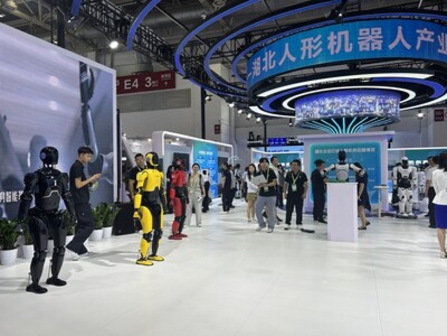 Humanoid Robot Industry Chain Matchmaking Event Held at 3rd CISCE