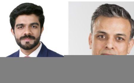 Nitika’s Connect to Readers with Her Book and Pen