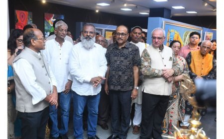 Art exhibition Past Forward organised by Dali by Comdez concludes