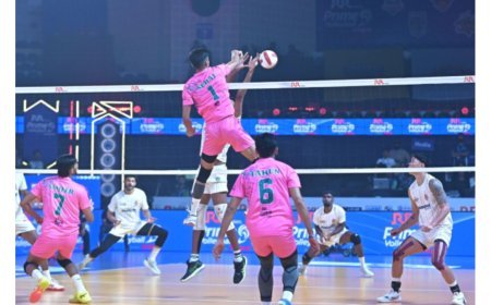 Chennai Blitz Edge Ahmedabad in Five-Set PVL Thriller