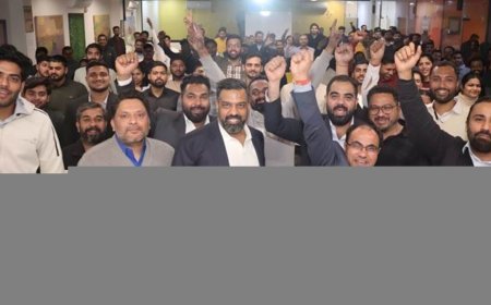 Inspirational: Surat Journalist Naresh Variya sets fine example with daughter’s simple marriage